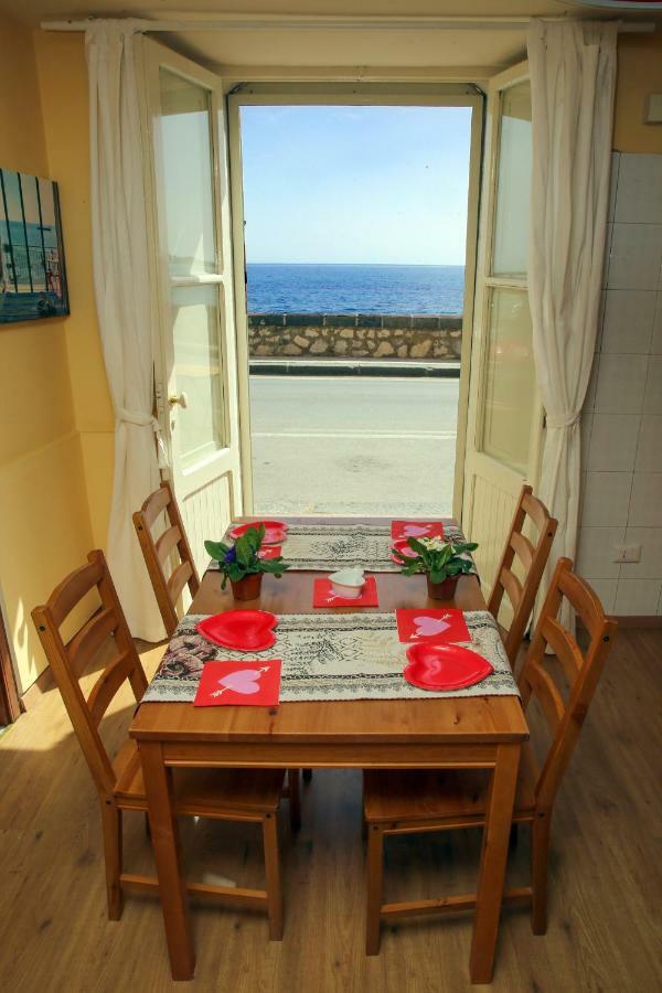 Taorminaxos Daire Giardini Naxos Dış mekan fotoğraf
