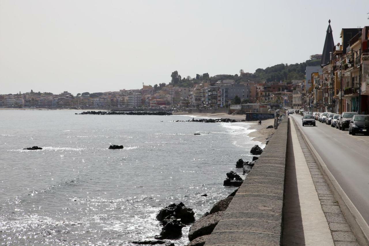 Taorminaxos Daire Giardini Naxos Dış mekan fotoğraf